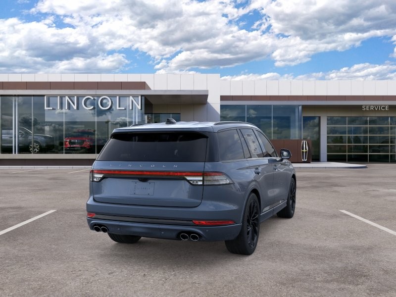 Lincoln Aviator Vehicle Full-screen Gallery Image 09