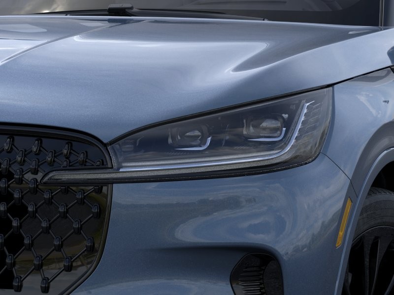 Lincoln Aviator Vehicle Full-screen Gallery Image 19