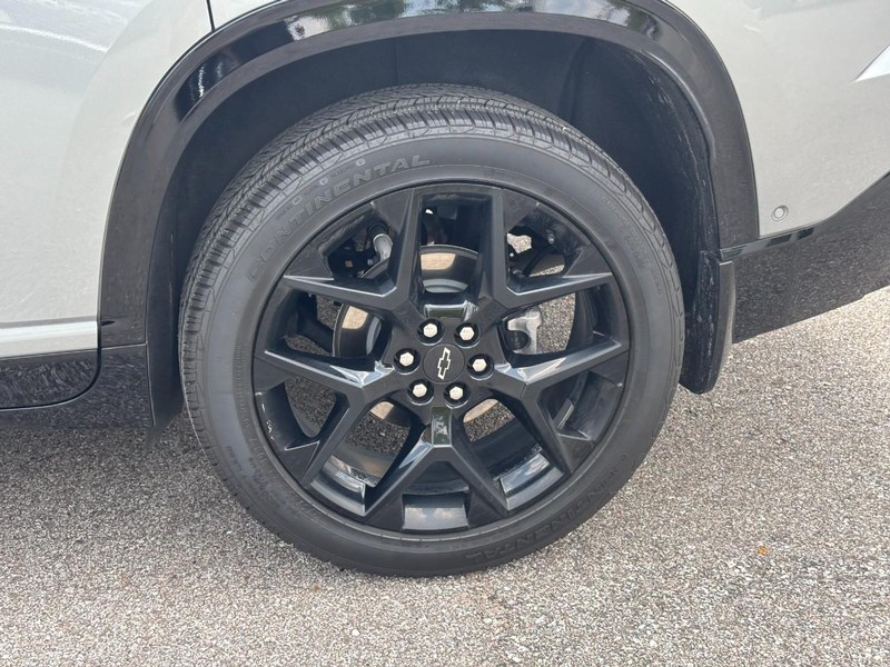 Chevrolet Traverse Vehicle Full-screen Gallery Image 10