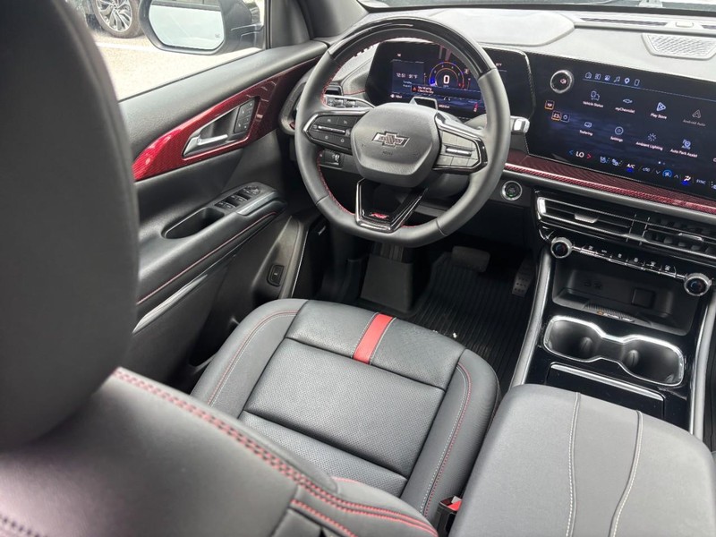 Chevrolet Traverse Vehicle Full-screen Gallery Image 13