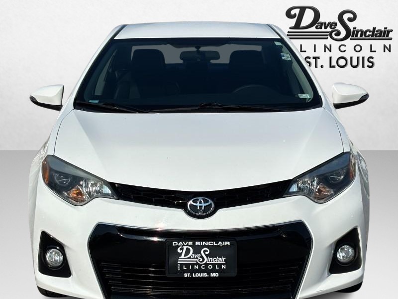 Toyota Corolla Vehicle Full-screen Gallery Image 09