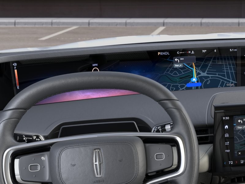 Lincoln Nautilus Vehicle Full-screen Gallery Image 14