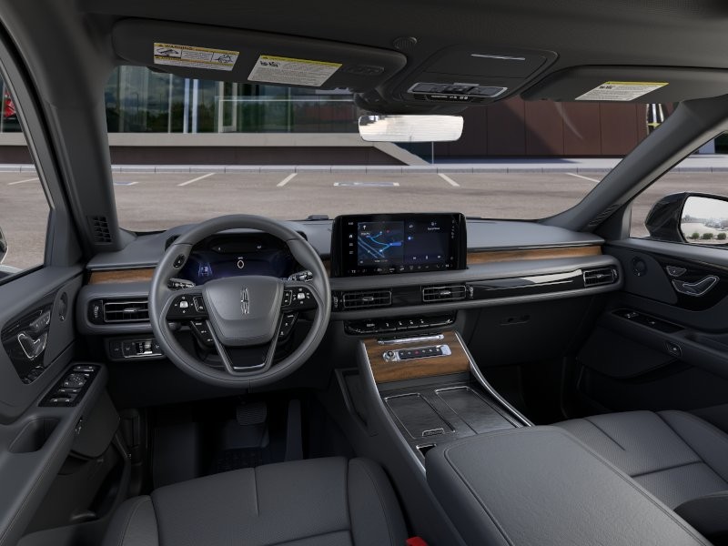 Lincoln Aviator Vehicle Full-screen Gallery Image 10