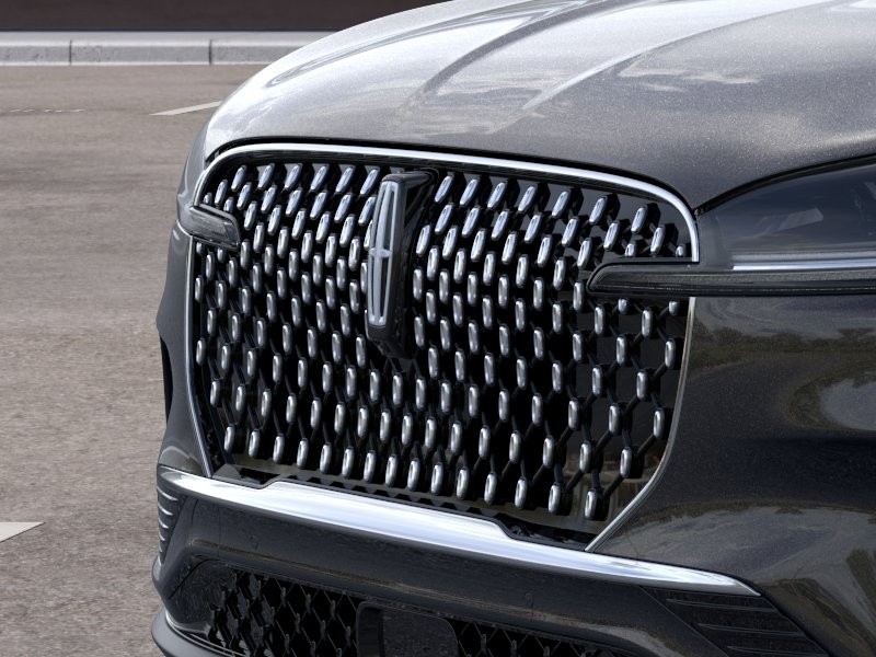 Lincoln Aviator Vehicle Full-screen Gallery Image 18