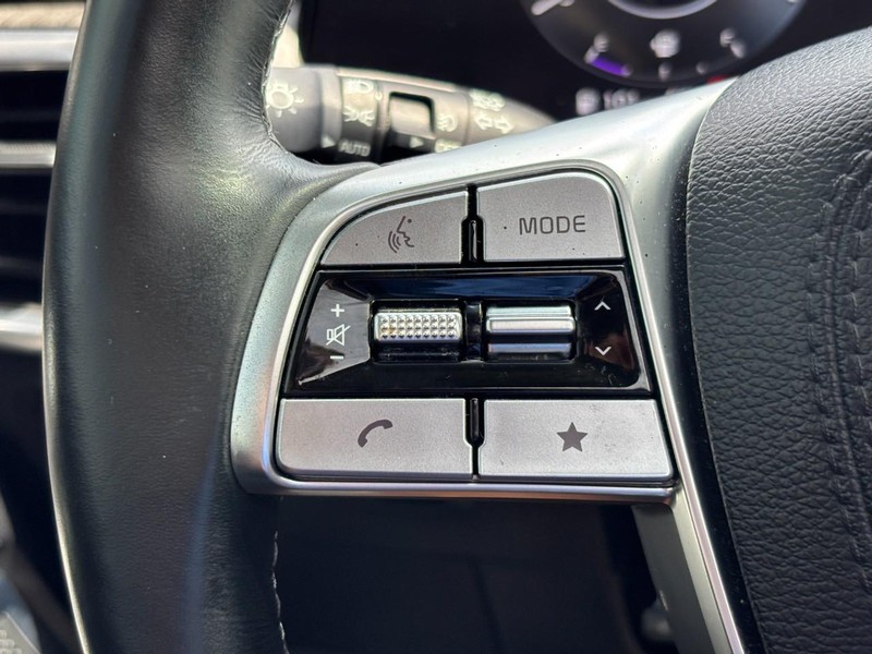 Kia Telluride Vehicle Full-screen Gallery Image 21