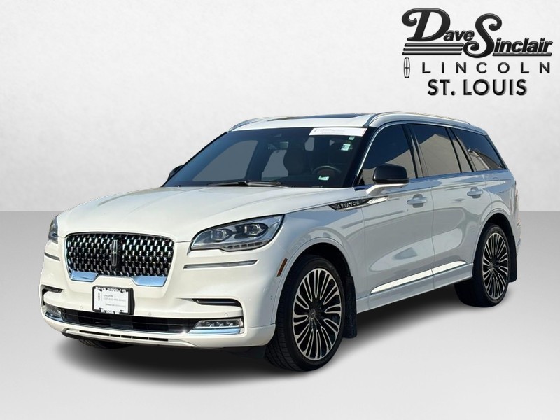 Lincoln Aviator Vehicle Full-screen Gallery Image 07