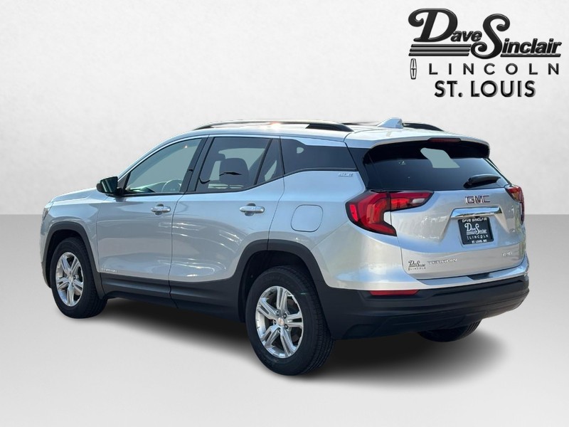 GMC Terrain Vehicle Full-screen Gallery Image 05