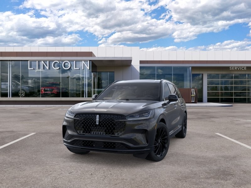Lincoln Aviator Vehicle Full-screen Gallery Image 02