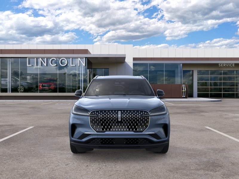 Lincoln Aviator Vehicle Full-screen Gallery Image 06