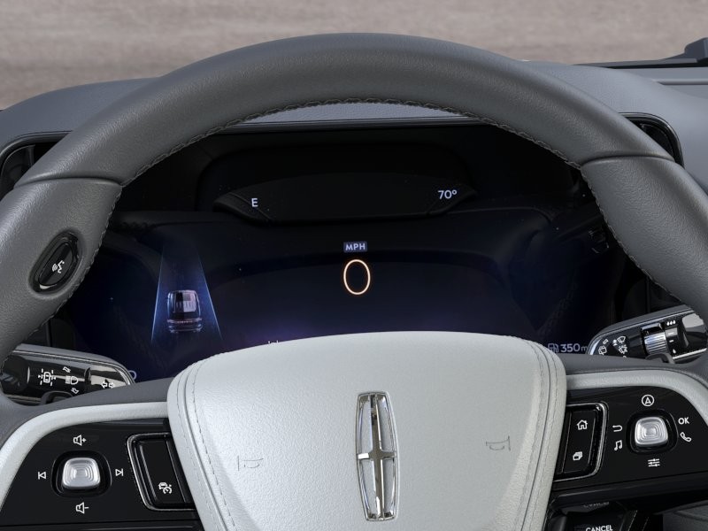 Lincoln Aviator Vehicle Full-screen Gallery Image 14