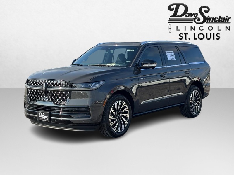 Lincoln Navigator Vehicle Full-screen Gallery Image 07