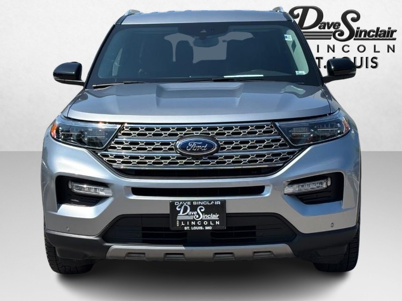 Ford Explorer Vehicle Full-screen Gallery Image 09