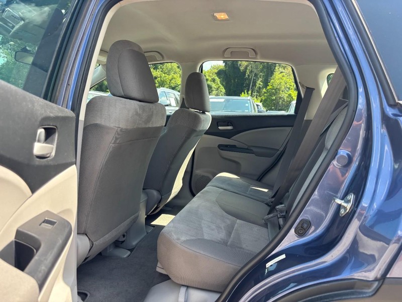 Honda CR-V Vehicle Full-screen Gallery Image 12