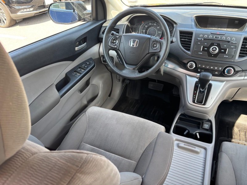 Honda CR-V Vehicle Full-screen Gallery Image 13