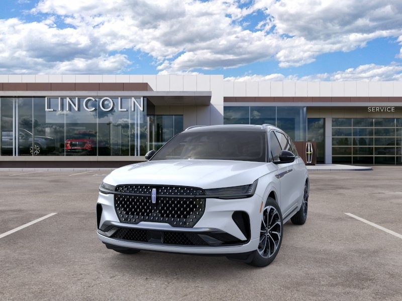 Lincoln Nautilus Vehicle Full-screen Gallery Image 02