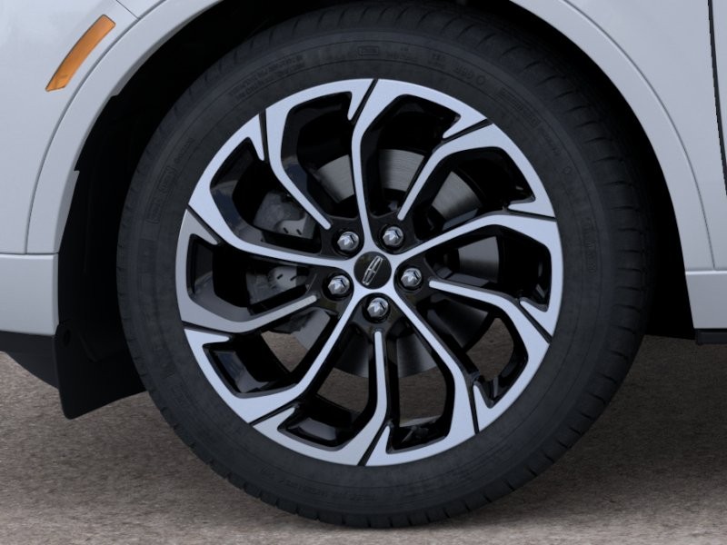 Lincoln Nautilus Vehicle Full-screen Gallery Image 20