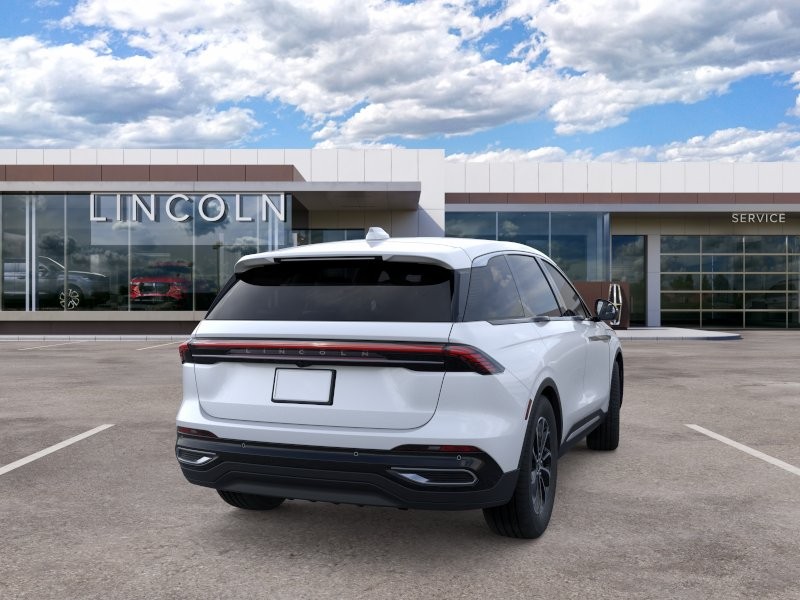 Lincoln Nautilus Vehicle Full-screen Gallery Image 09