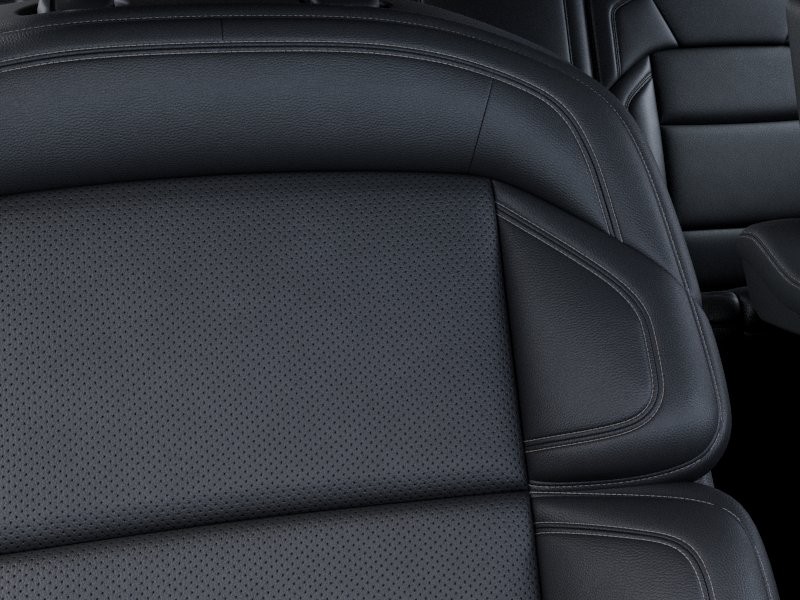 Lincoln Navigator Vehicle Full-screen Gallery Image 17