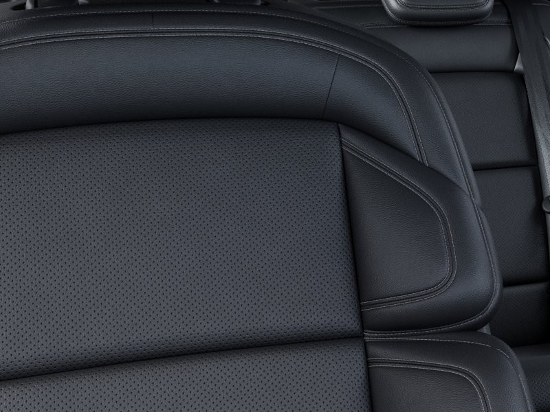 Lincoln Navigator Vehicle Full-screen Gallery Image 17