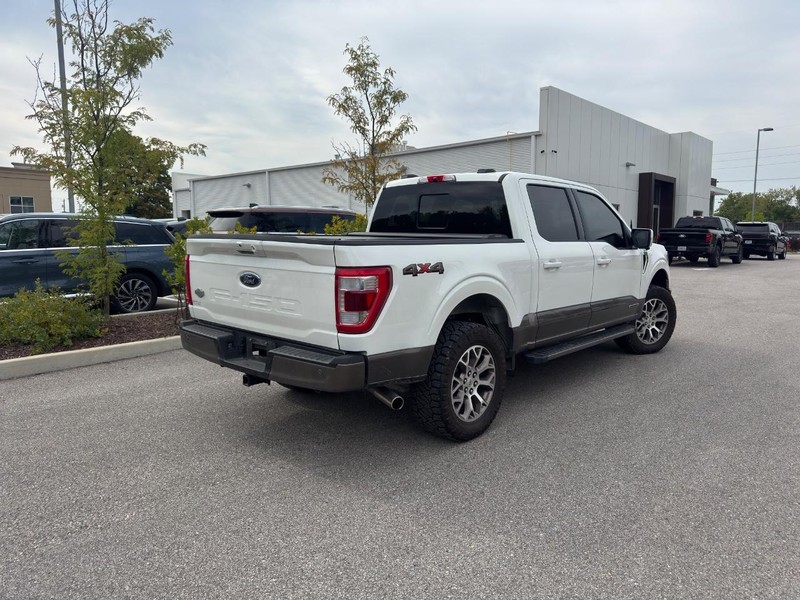 Ford F-150 Vehicle Full-screen Gallery Image 03