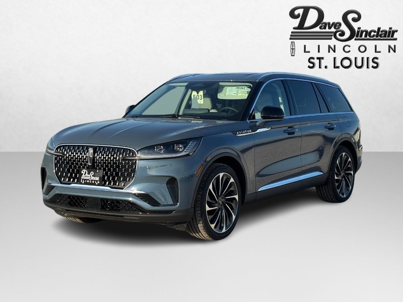 Lincoln Aviator Vehicle Full-screen Gallery Image 07