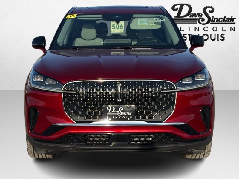 Lincoln Aviator Vehicle Full-screen Gallery Image 09