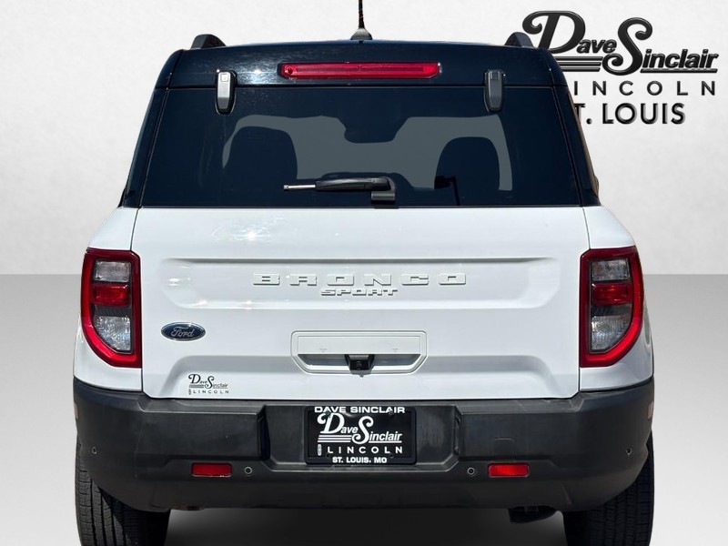 Ford Bronco Sport Vehicle Full-screen Gallery Image 04