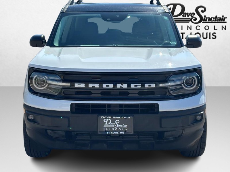 Ford Bronco Sport Vehicle Full-screen Gallery Image 08