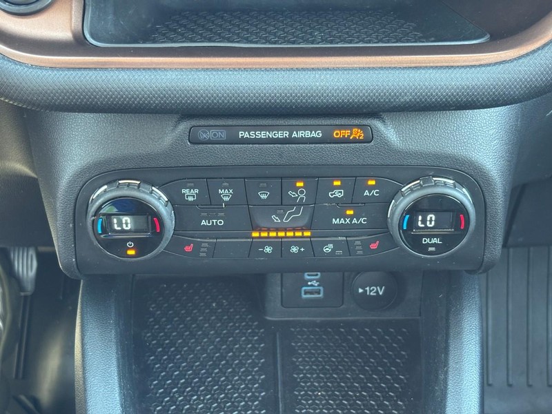 Ford Bronco Sport Vehicle Full-screen Gallery Image 22