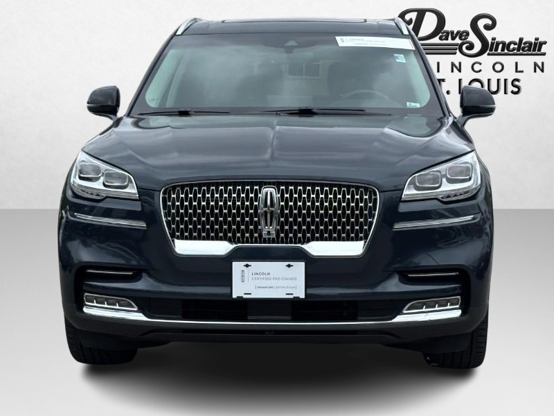 Lincoln Aviator Vehicle Full-screen Gallery Image 02