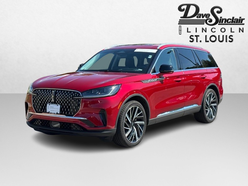 Lincoln Aviator Vehicle Full-screen Gallery Image 07