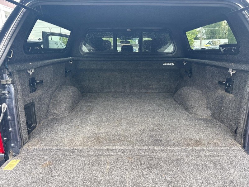 Ford F-150 Vehicle Full-screen Gallery Image 07