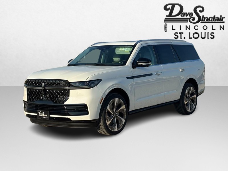 Lincoln Navigator Vehicle Full-screen Gallery Image 07