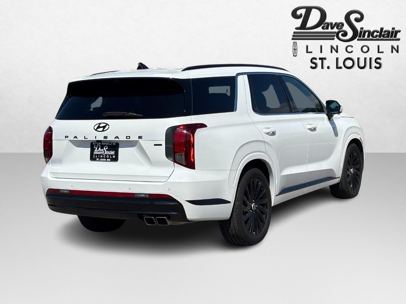 Hyundai Palisade Vehicle Full-screen Gallery Image 03