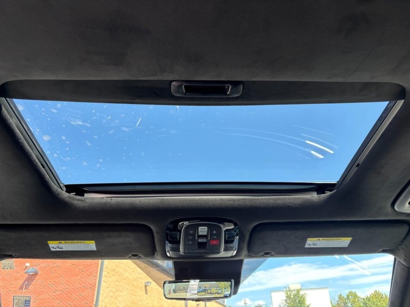 Hyundai Palisade Vehicle Full-screen Gallery Image 14
