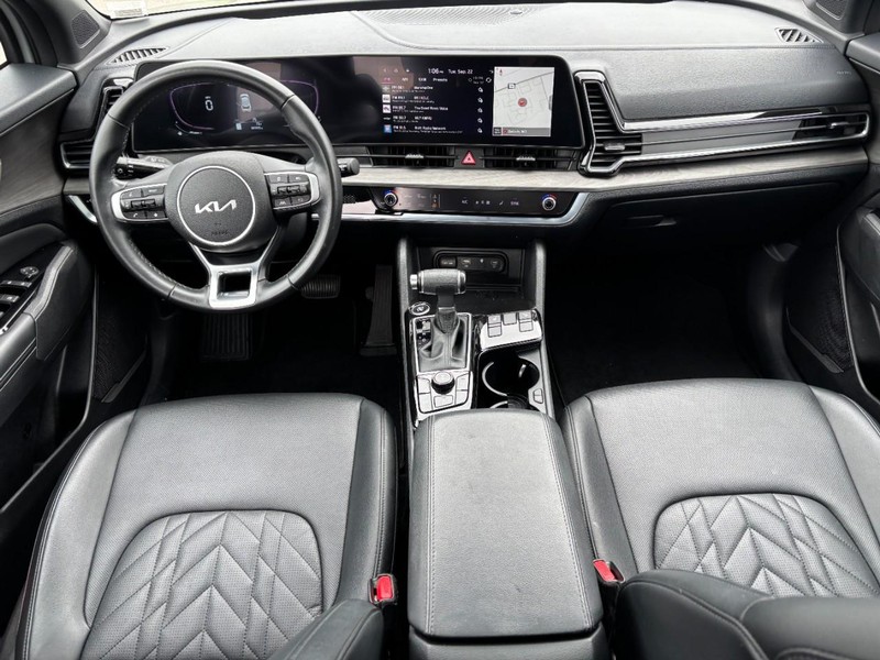 Kia Sportage Vehicle Full-screen Gallery Image 14