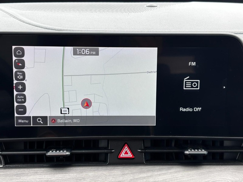 Kia Sportage Vehicle Full-screen Gallery Image 22