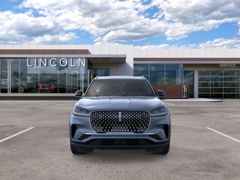 Lincoln Aviator Vehicle Full-screen Gallery Image 06