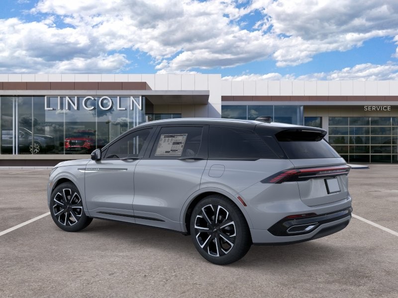 Lincoln Nautilus Vehicle Full-screen Gallery Image 04