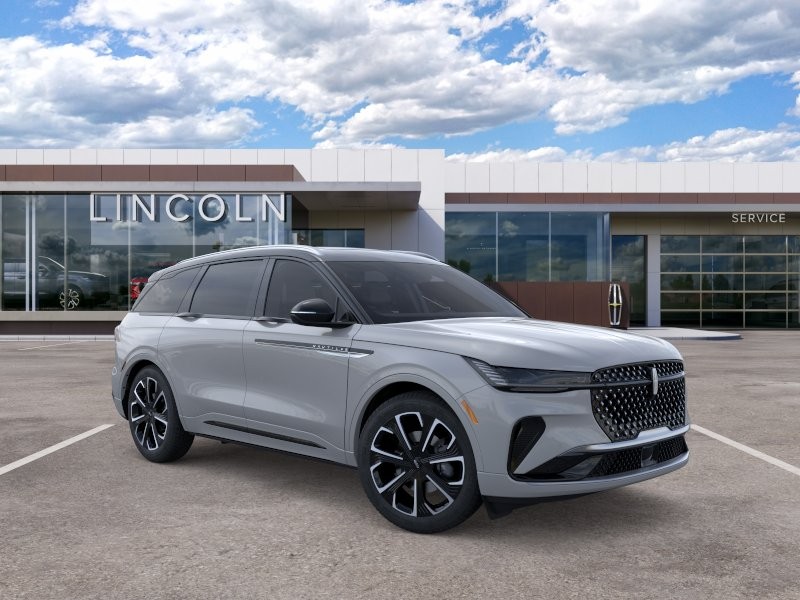 Lincoln Nautilus Vehicle Full-screen Gallery Image 07