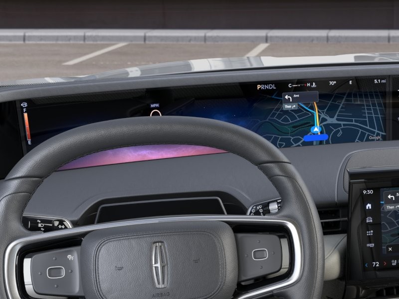 Lincoln Nautilus Vehicle Full-screen Gallery Image 14