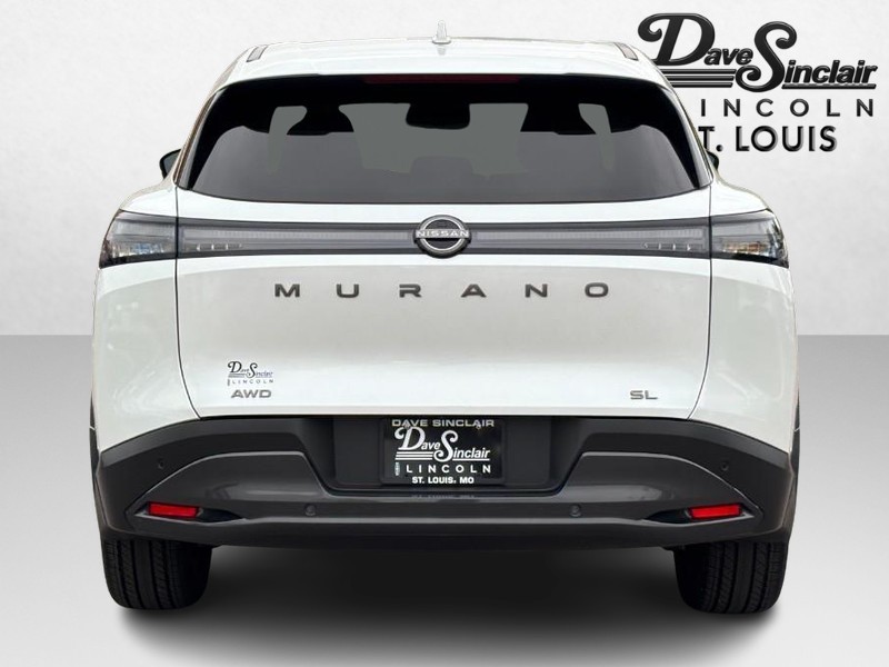Nissan Murano Vehicle Full-screen Gallery Image 04
