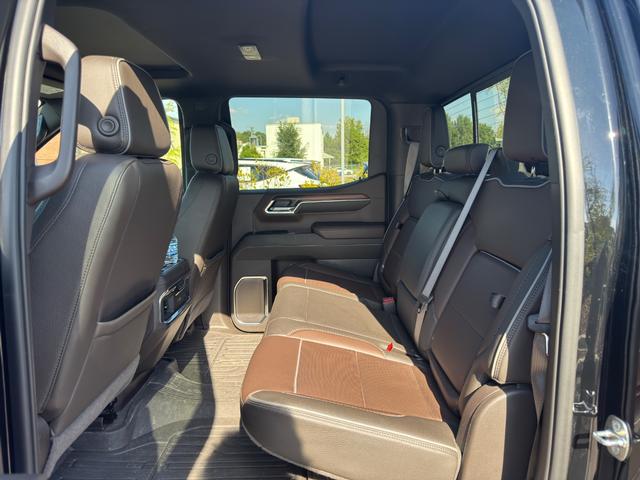 GMC Sierra 1500 Vehicle Full-screen Gallery Image 05