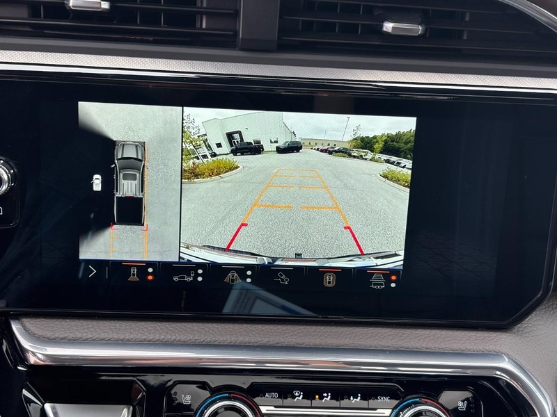 GMC Sierra 1500 Vehicle Full-screen Gallery Image 23