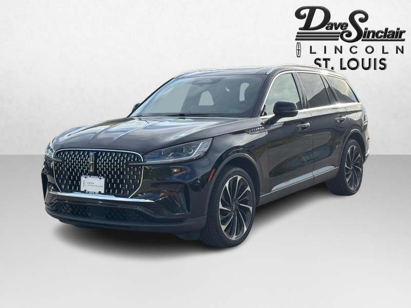 Lincoln Aviator Vehicle Full-screen Gallery Image 07