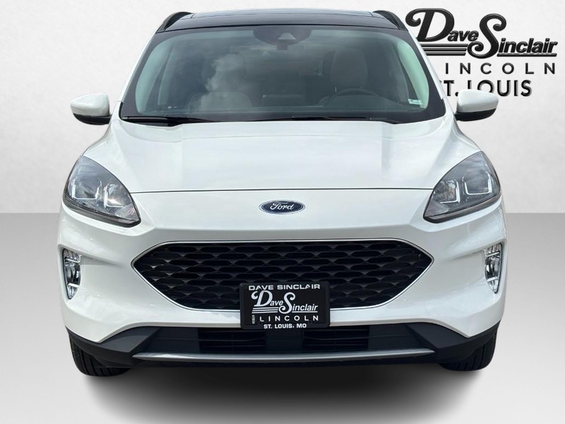 Ford Escape Vehicle Full-screen Gallery Image 09