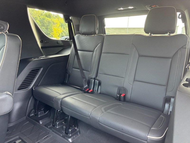 Chevrolet Tahoe Vehicle Full-screen Gallery Image 11