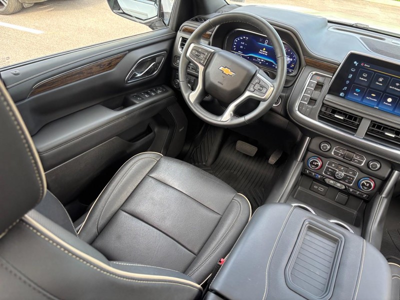 Chevrolet Tahoe Vehicle Full-screen Gallery Image 13