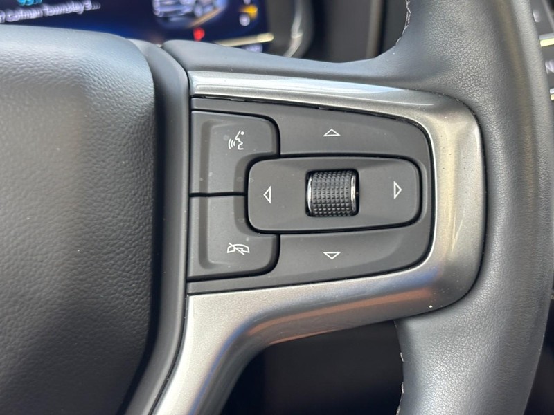 Chevrolet Tahoe Vehicle Full-screen Gallery Image 19