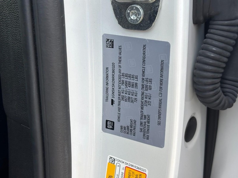 Chevrolet Tahoe Vehicle Full-screen Gallery Image 24